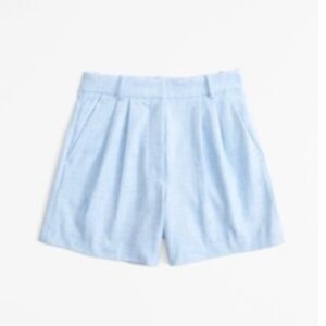 Abercrombie and Fitch A&F Sloane Tailored Short in blue size 6